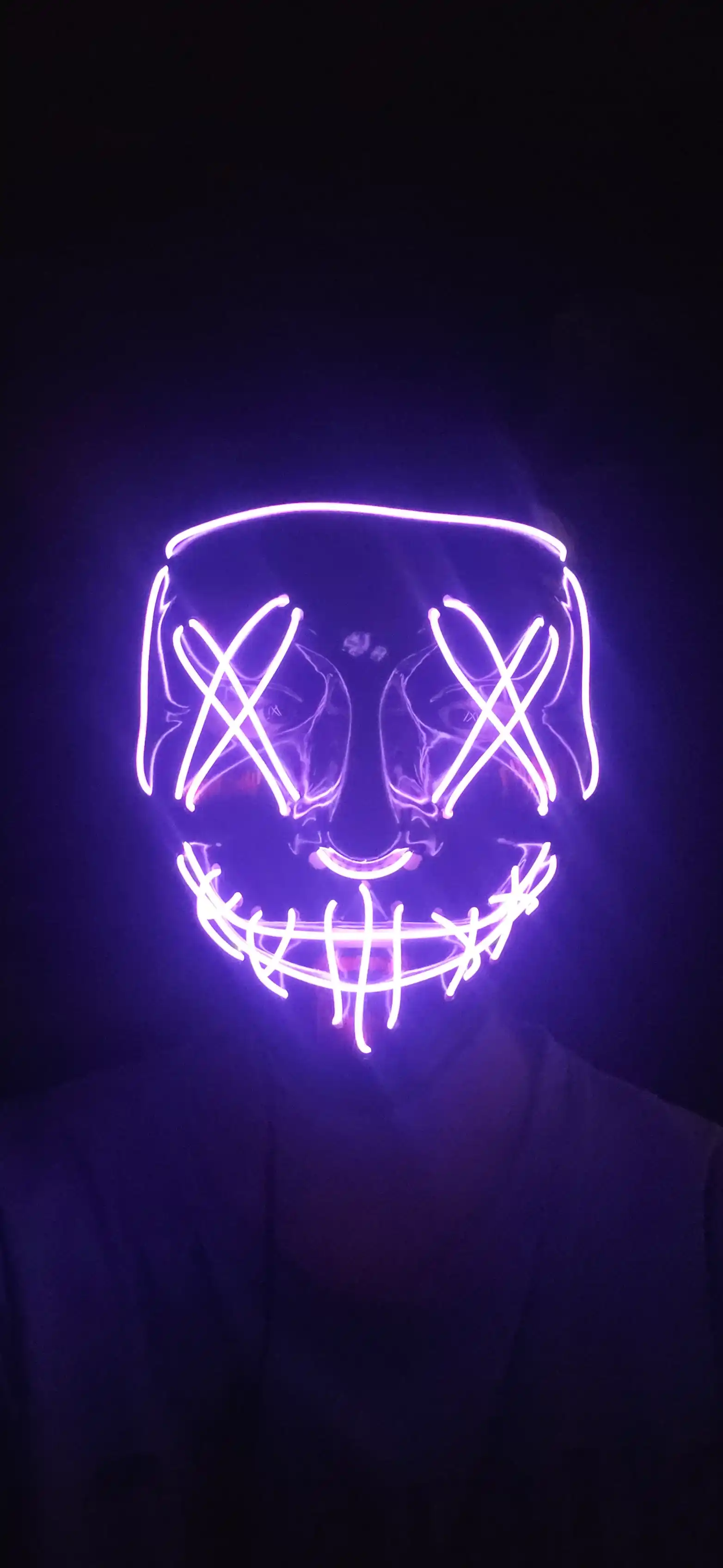 Yorqin, neon, karnaval niqobi