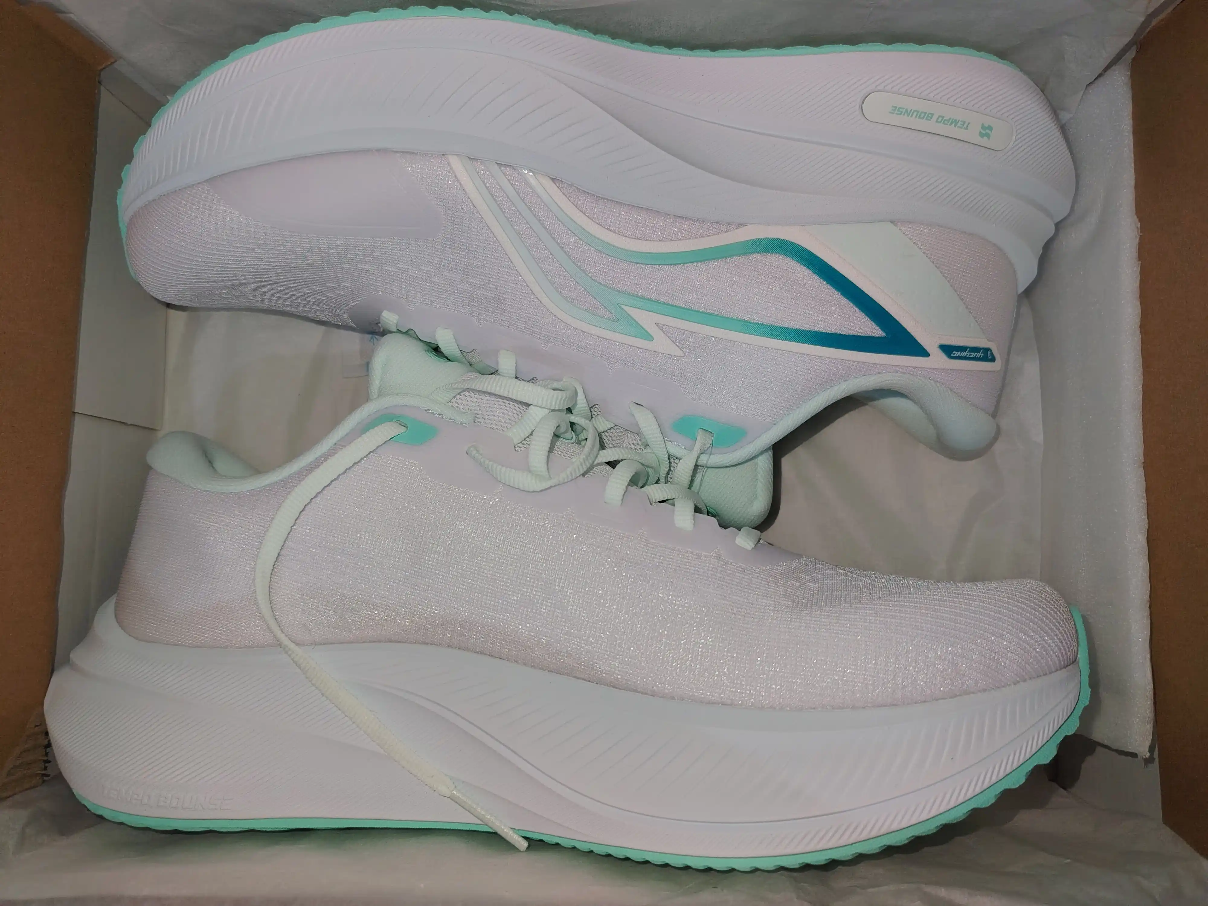 Li-Ning Yueying 5 — профессиональные беговые кроссовки нового поколения