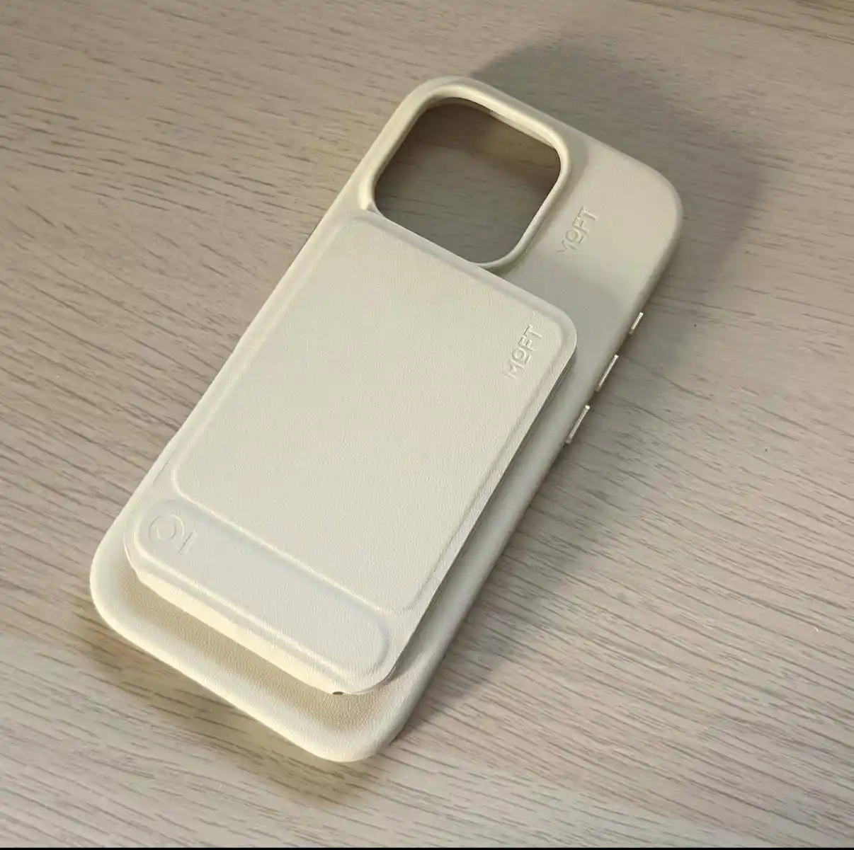 MOFT Snap Case, iPhone 16 Pro Max uchun kuchaytirilgan magnitli g'ilof, MOVAS