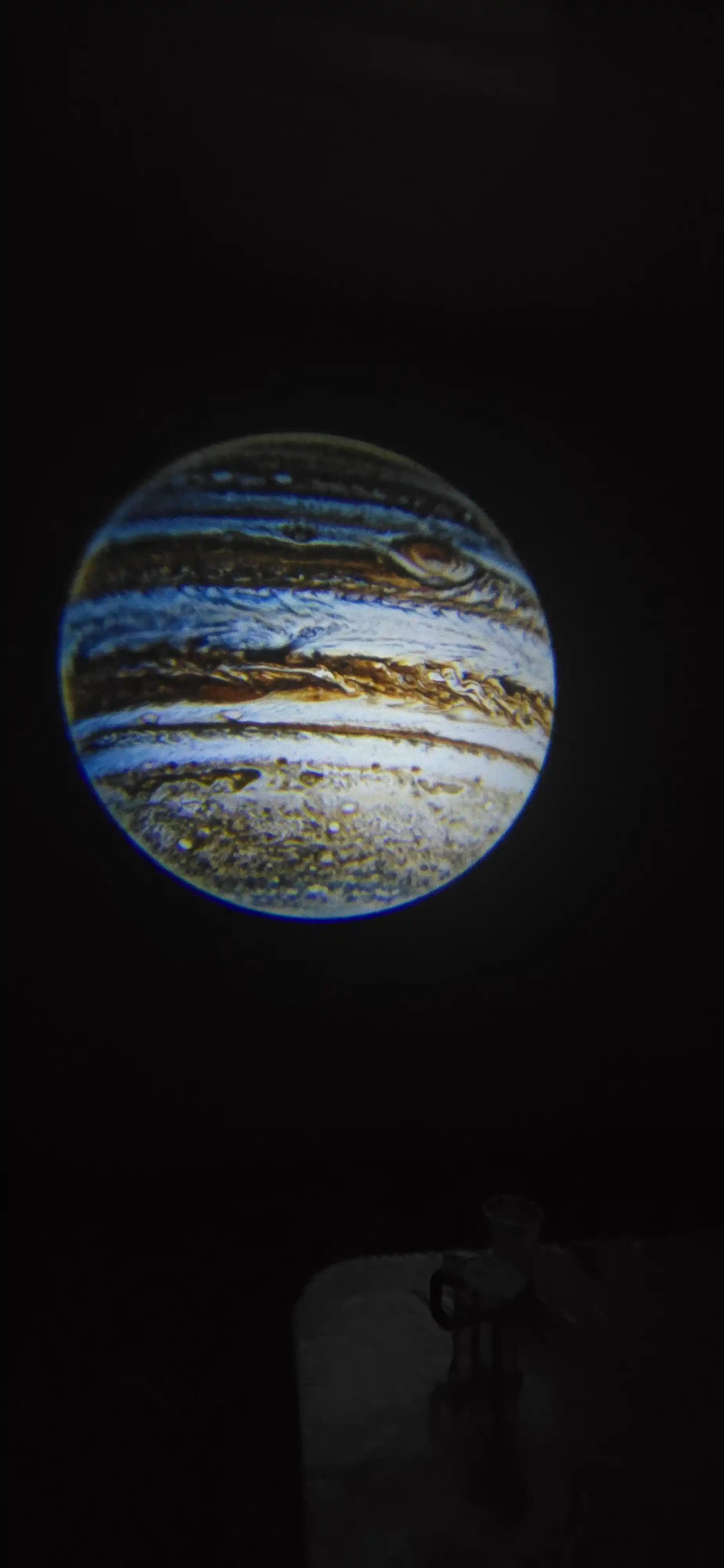 Kosmik LED proyektor, 10 ta almashtiriladigan obyektiv, USB – sayyoralar, PLANETARIUM