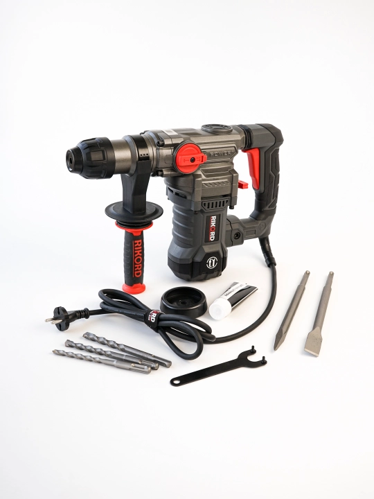 Professional perforator RIKORD keys bilan, zarbali drel, uskunalar to'plami