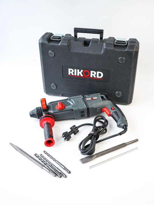 Professional perforator RIKORD keys bilan, zarbali drel, uskunalar to'plami