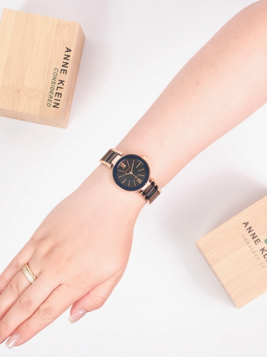 Ayollar qo'l soati Anne Klein AK3844 quyosh batareyasida ishlaydigan