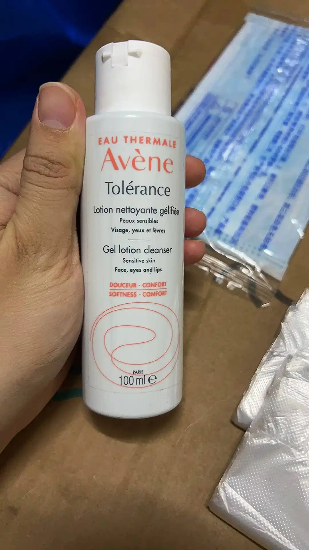 Avène Tolérance Extremely Gentle Cleanser Gel-Lotion