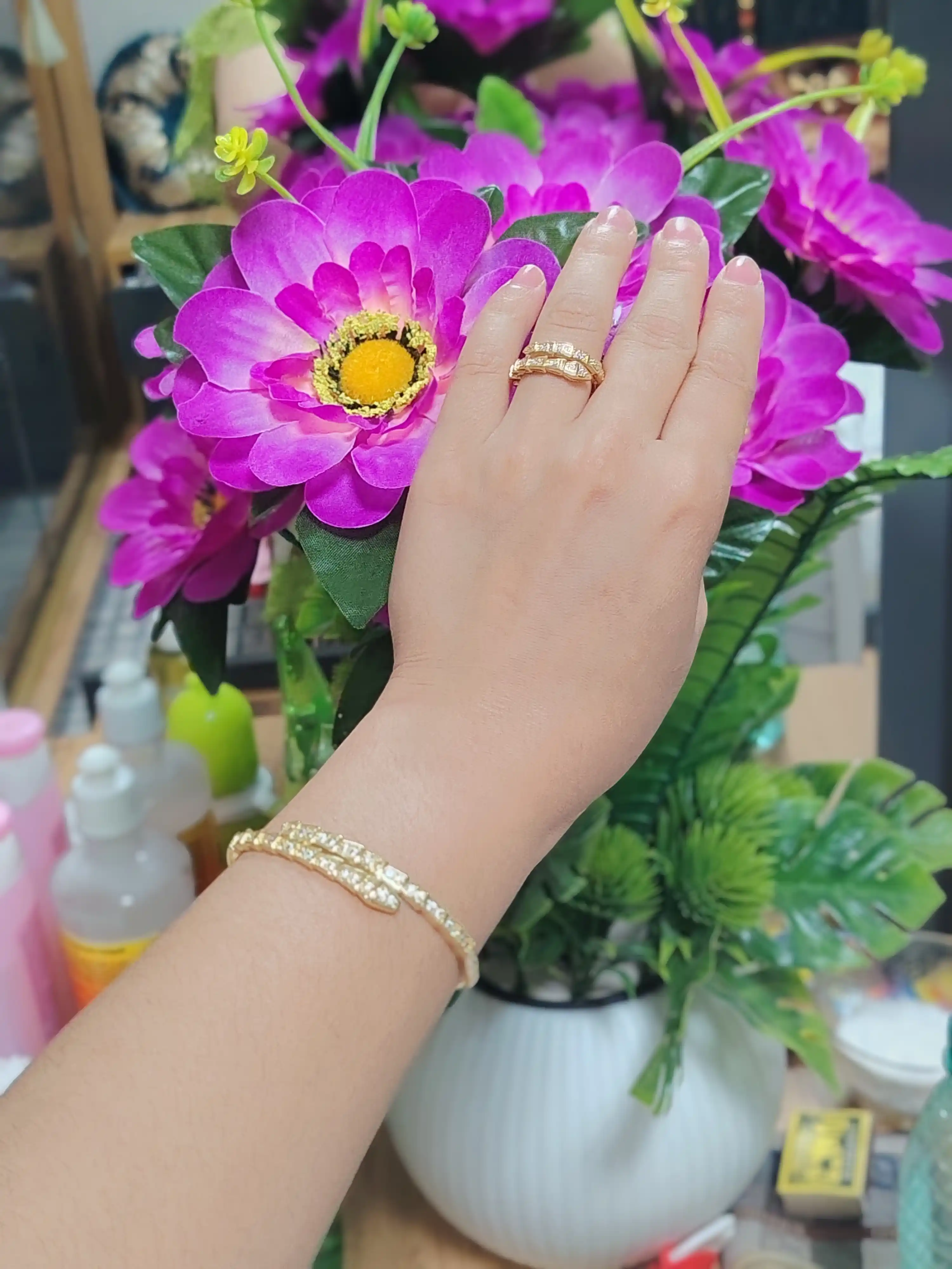 Набор бижутерии в стиле Bvlgari: браслет и кольцо в форме змеи