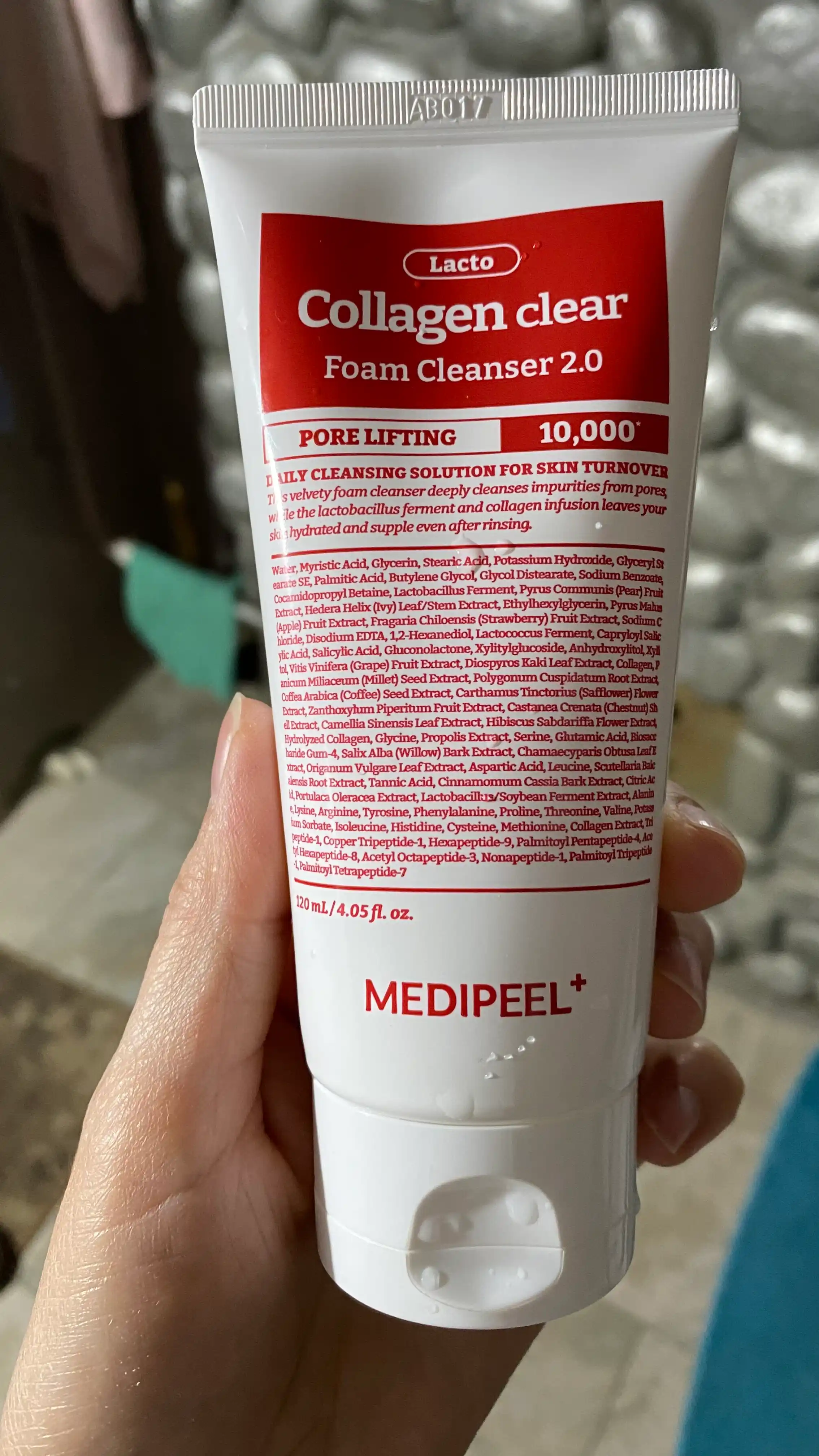 Очищающая пенка с коллагеном Medipeel Lacto/Vitamin Collagen Clear Foam Cleanser 2.0
