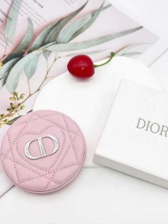 Dior cho'ntak bukma oynasi, ixcham ikki tomonlama pardoz oynasi