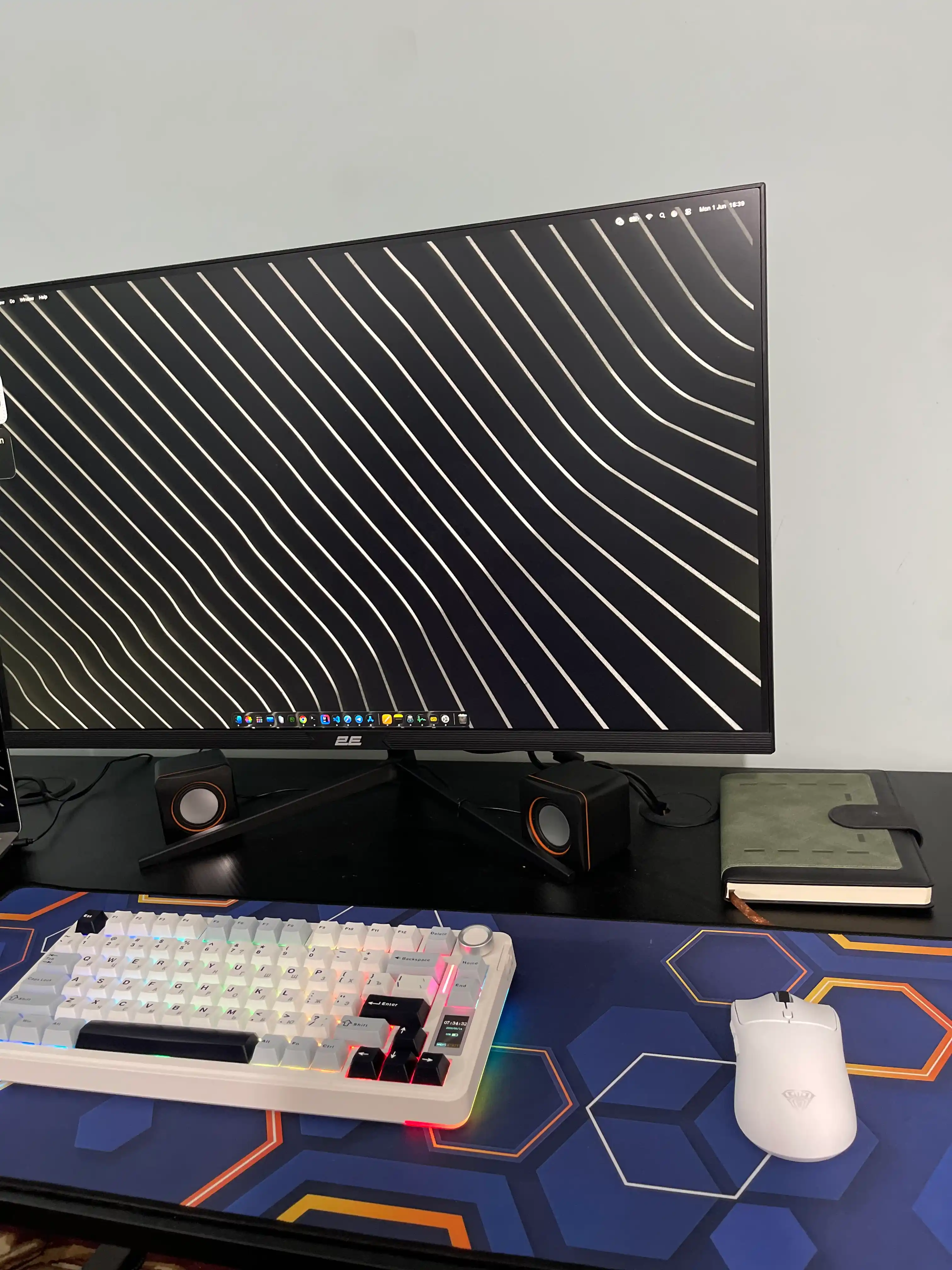Ofis monitori E 31.5′′ D3224B 2xHDMI, DP, IPS, 2560×1440, 75Hz, 5ms, FreeSync