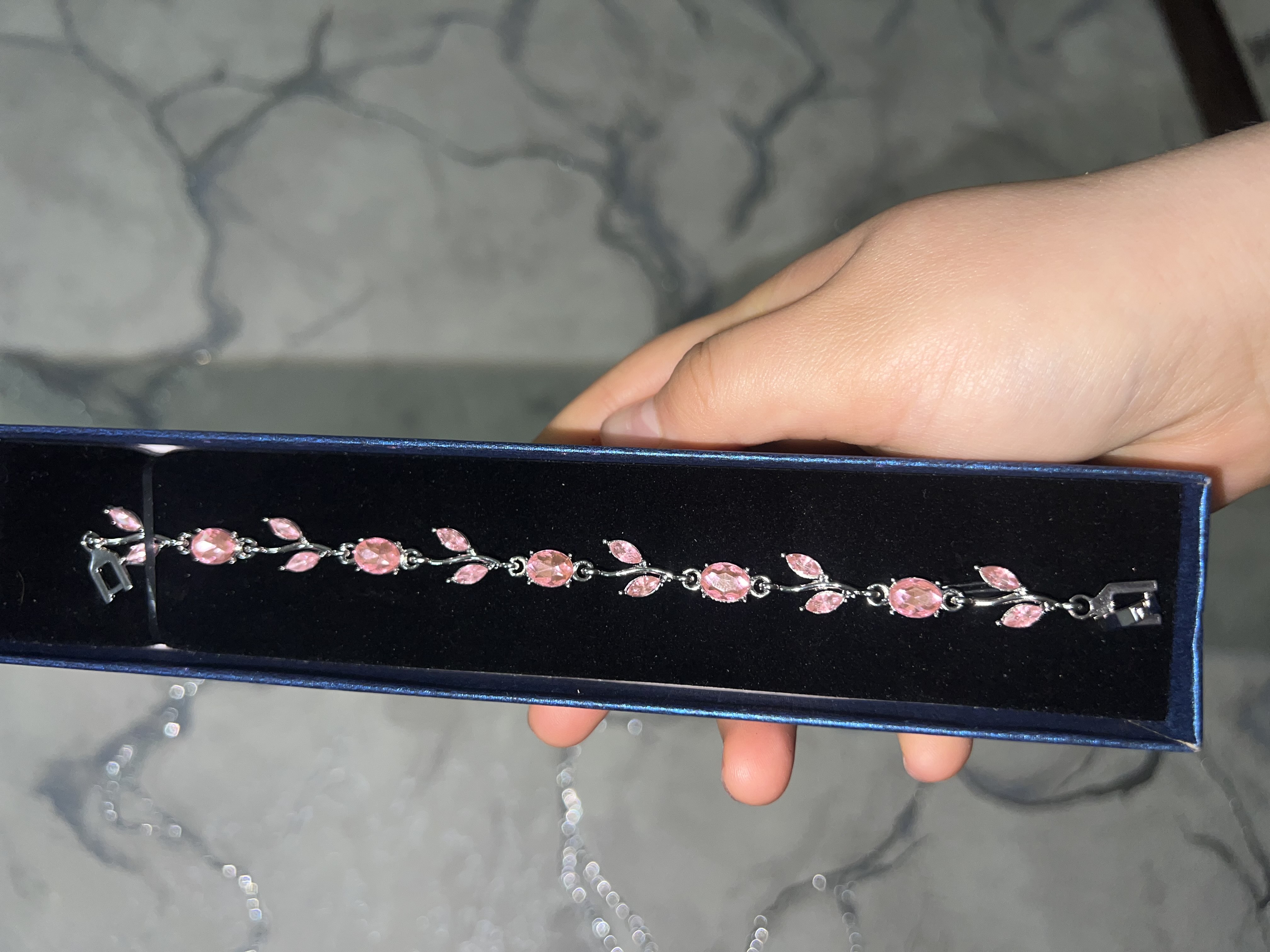 Ayollar tulip brasleti  bracelet - nafis dizayin - lola shaklidagi bilaguzuk