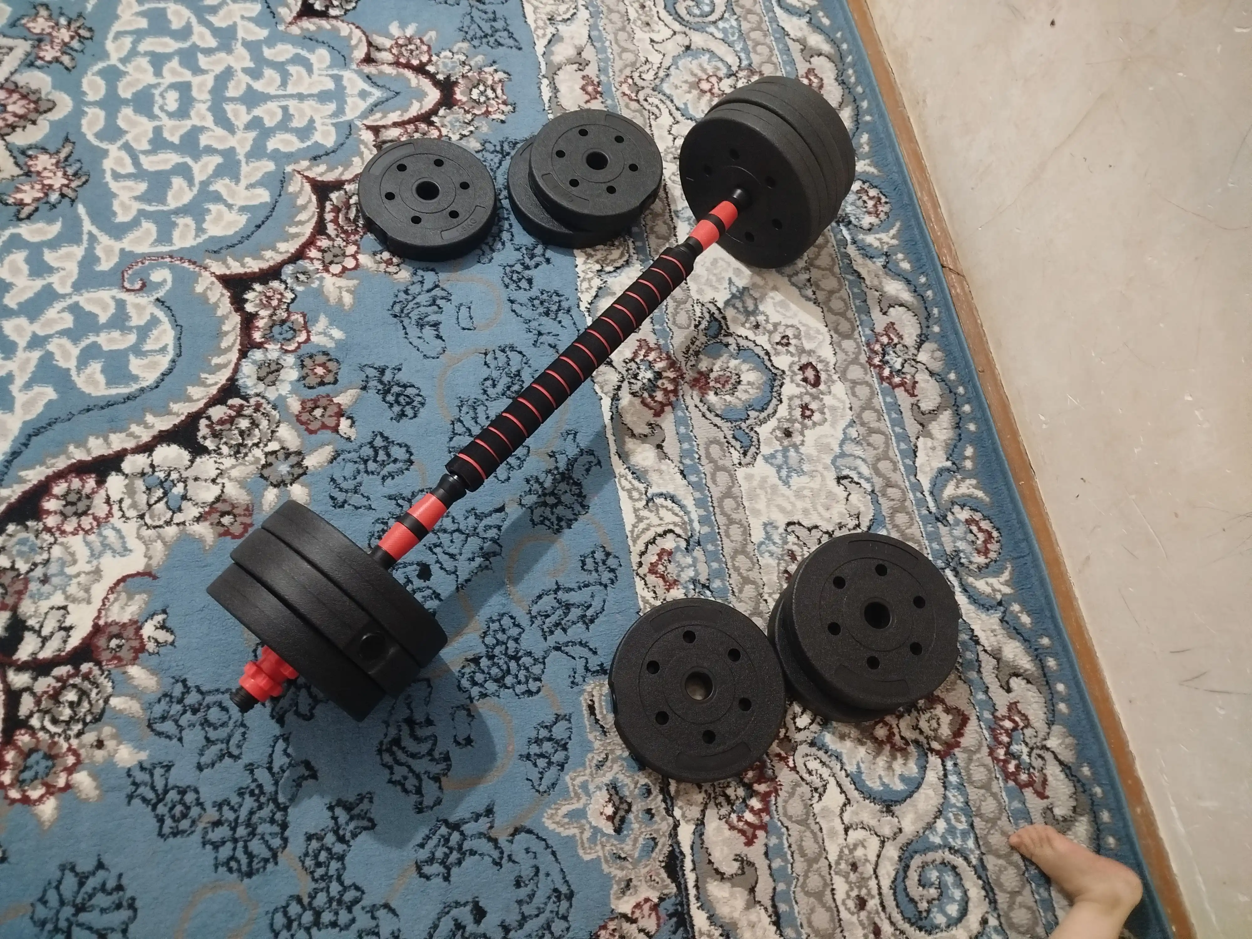 Uy uchun yig'ma sport anjomi: shtanga va gantel to'plami, 10 kg - 40 kg