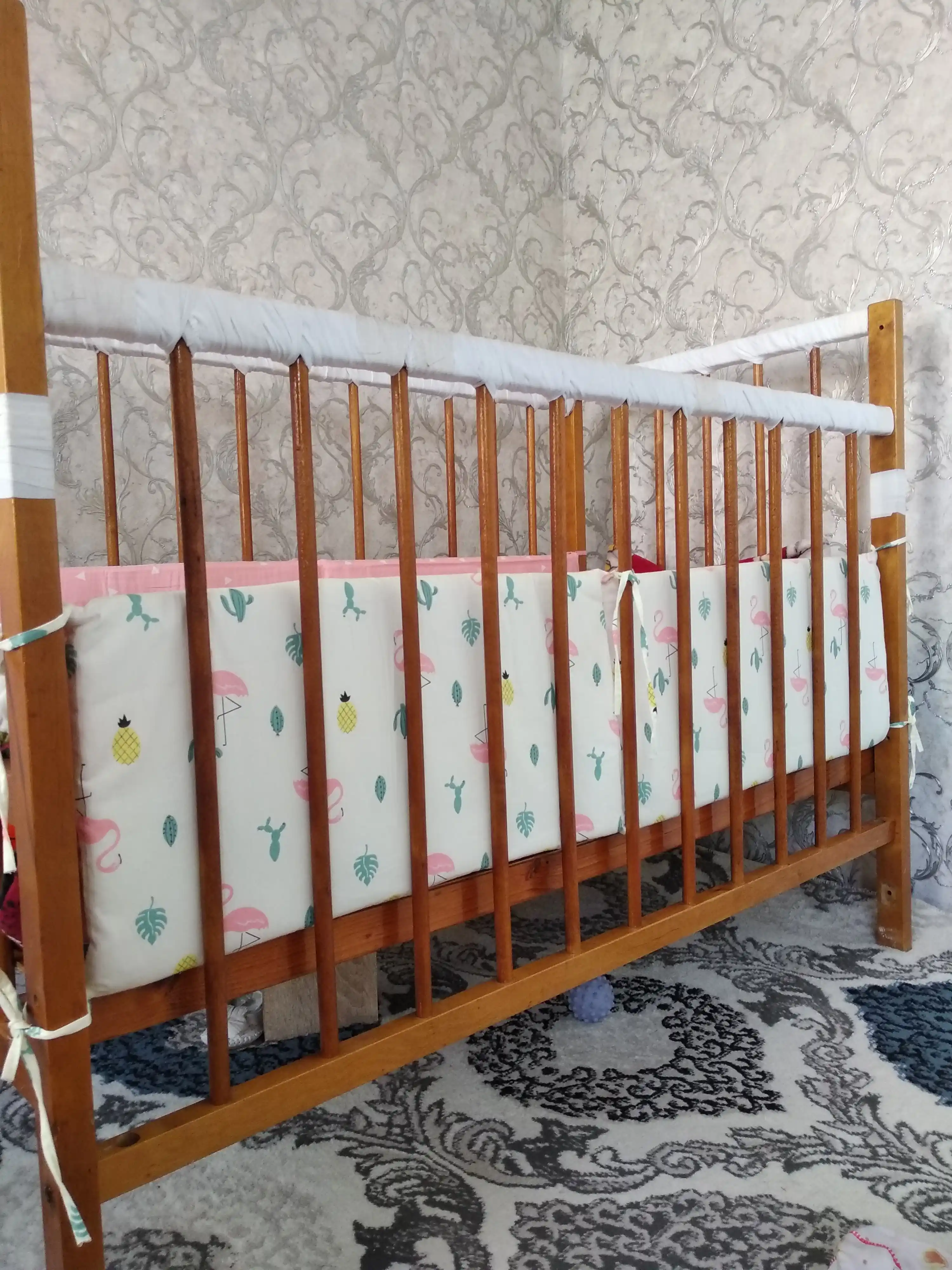 Yangi tug‘ilgan chaqaloqlar uchun bolalar krovati hoshiyalari