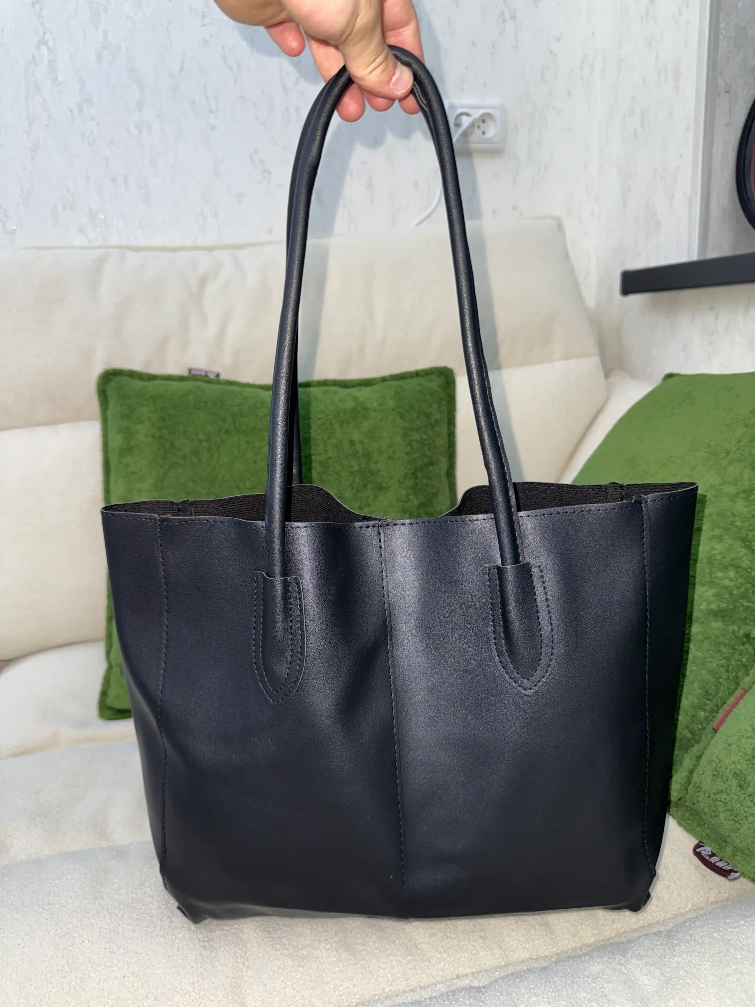 Ayollar uchun katta shopper sumka, PU charm tote, ish va hujjatlar uchun