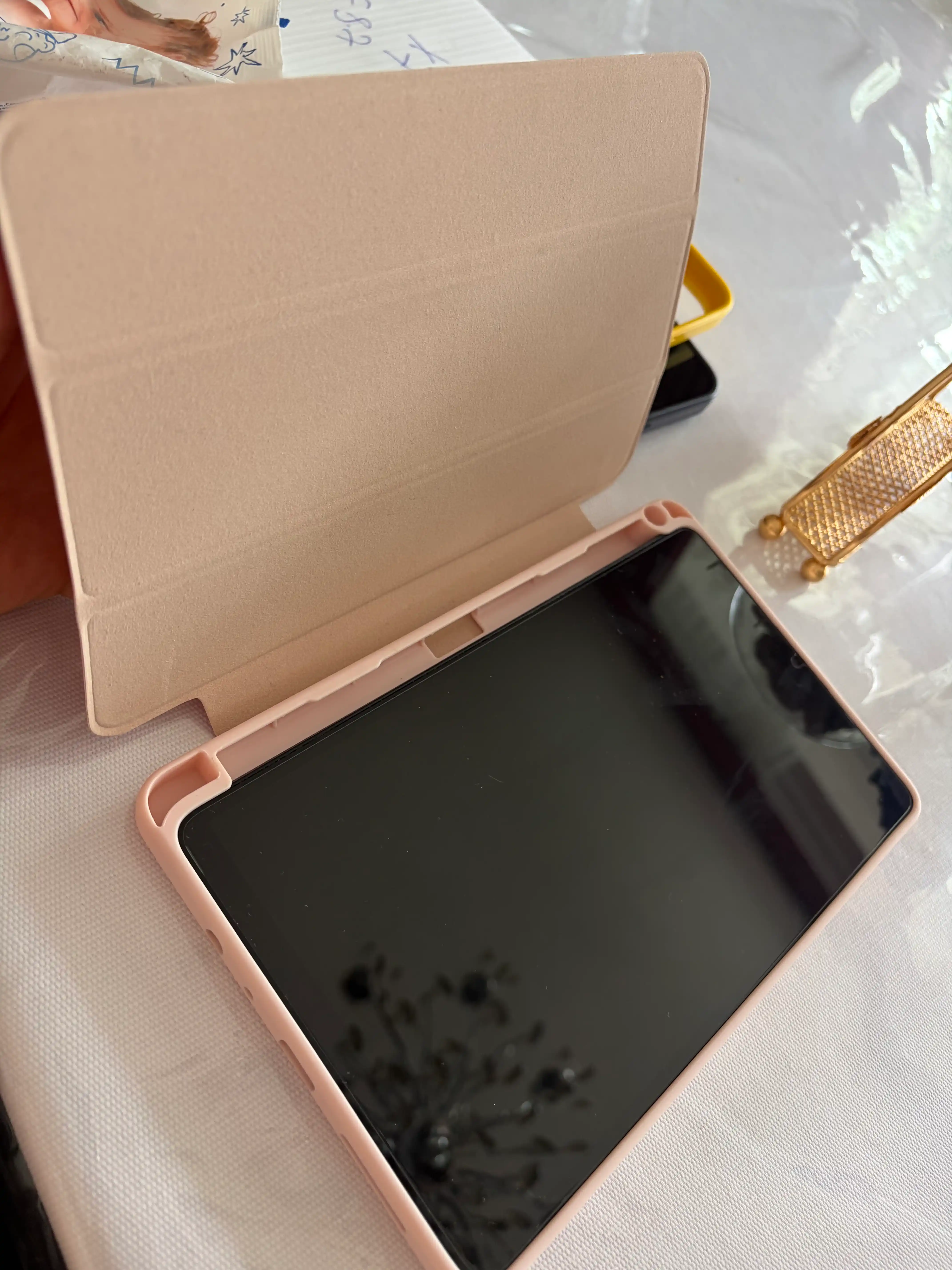 Xiaomi Pad 7, 6, Pad 2, SE 8.7, 11, Pad Pro, Redmi uchun g‘ilof