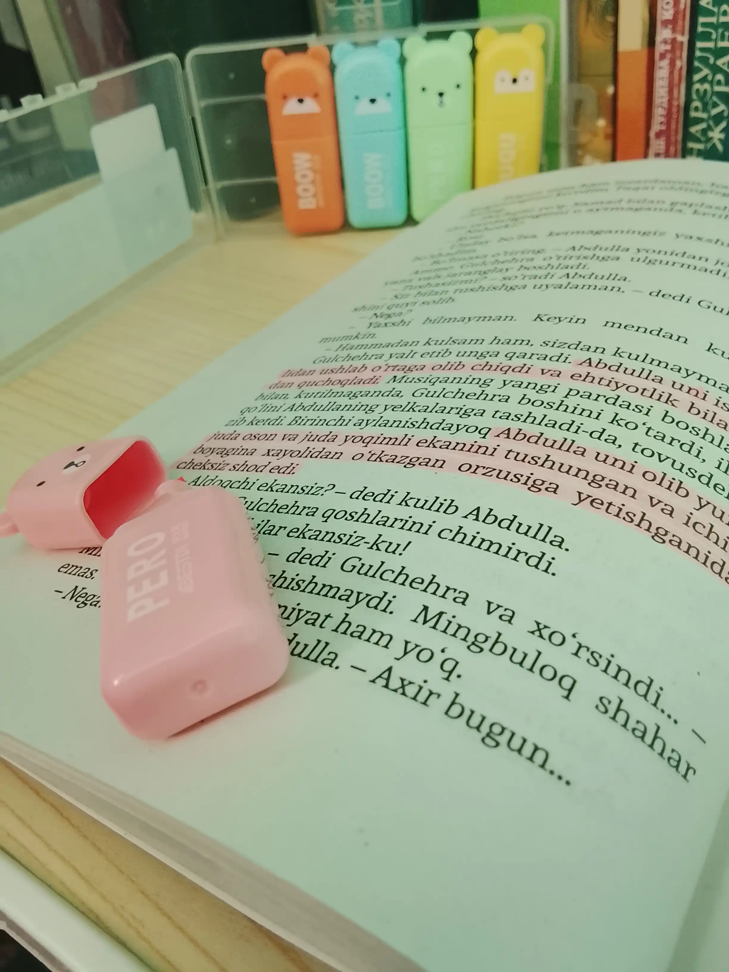 Markerlar 6 dona, matnni yoritgichlar, 6 rang to'plami