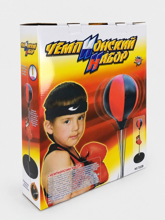 Qo‘lqop bilan tik turgan bokschi seti, chempion seti