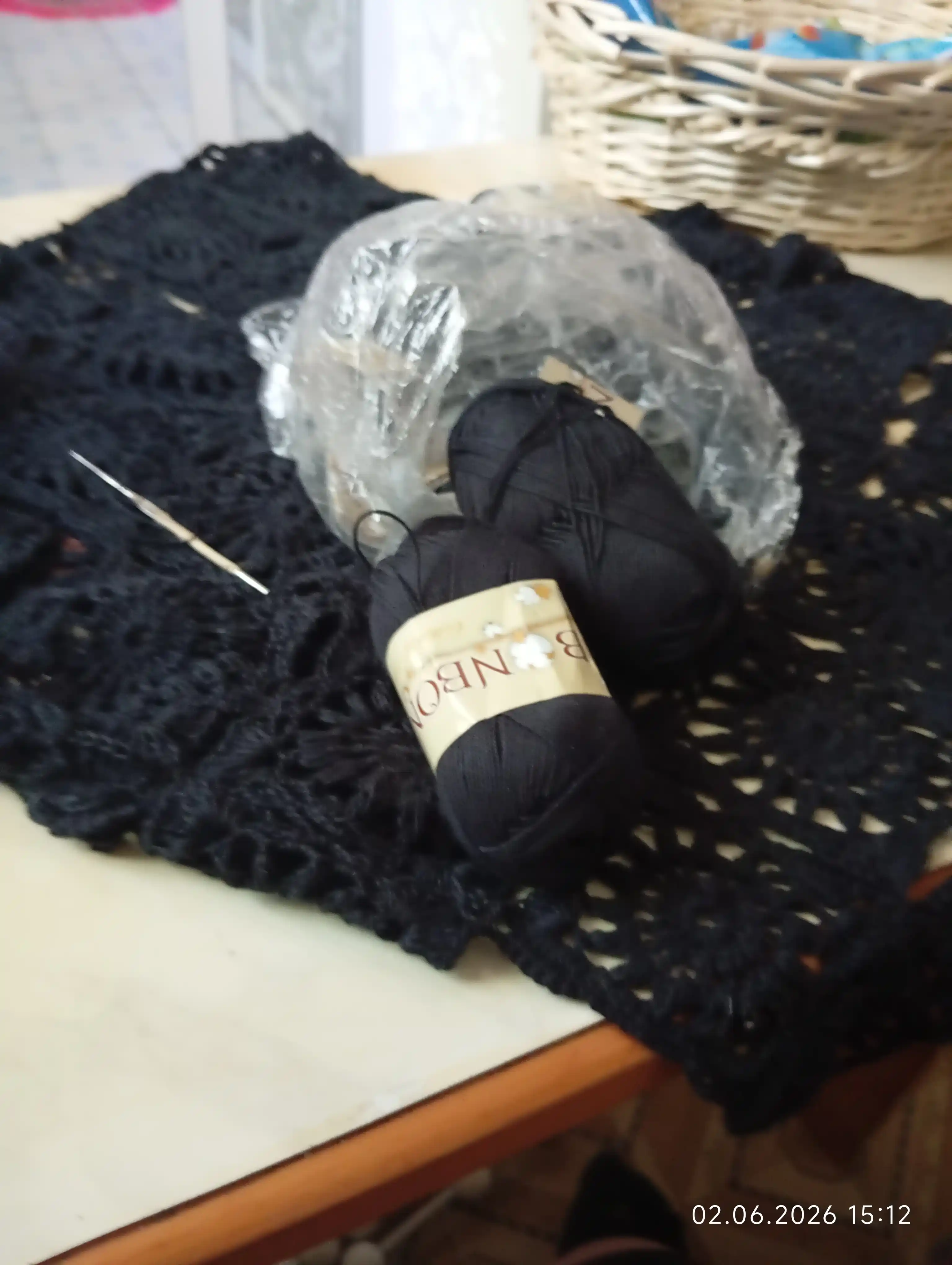BonBon Cotton 50 г – 200 м, 100% хлопок