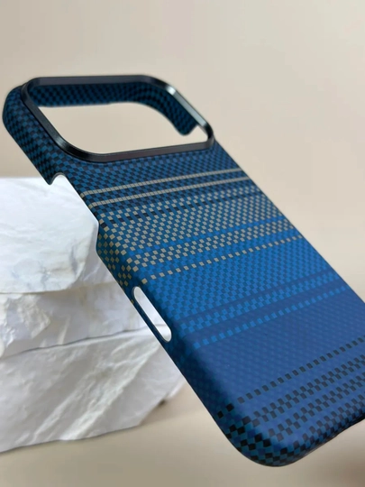 IPhone modellari uchun premium karbon g‘ilof, 13, 14, 15, 16, 17 Pro, Pro Max