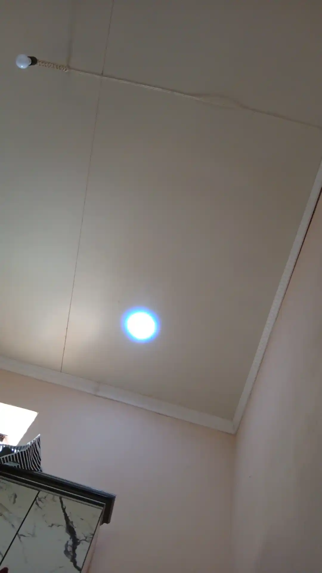 Mini LED fonar BX-P12 — suvga chidamli, taktik, sayohat va baliq ovlash uchun mos