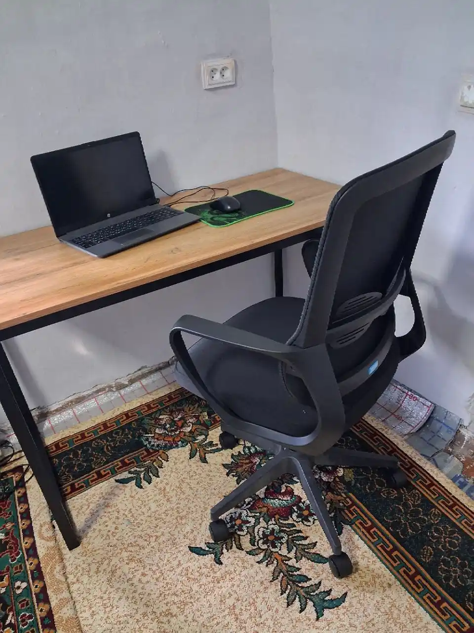 BV-LOFT Kompyuter va yozuv stoli 120x60x75 sm, uy va ofis uchun qulay ish stoli