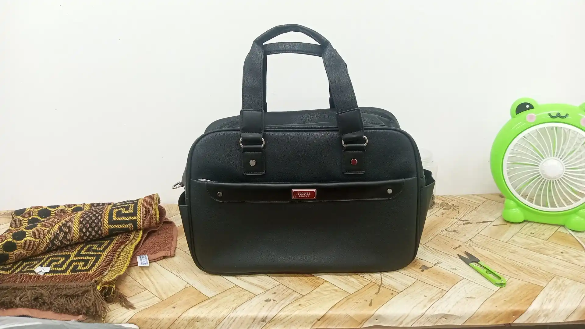 Charm, yo‘l sumkasi, sport sumkasi, yelka orqali