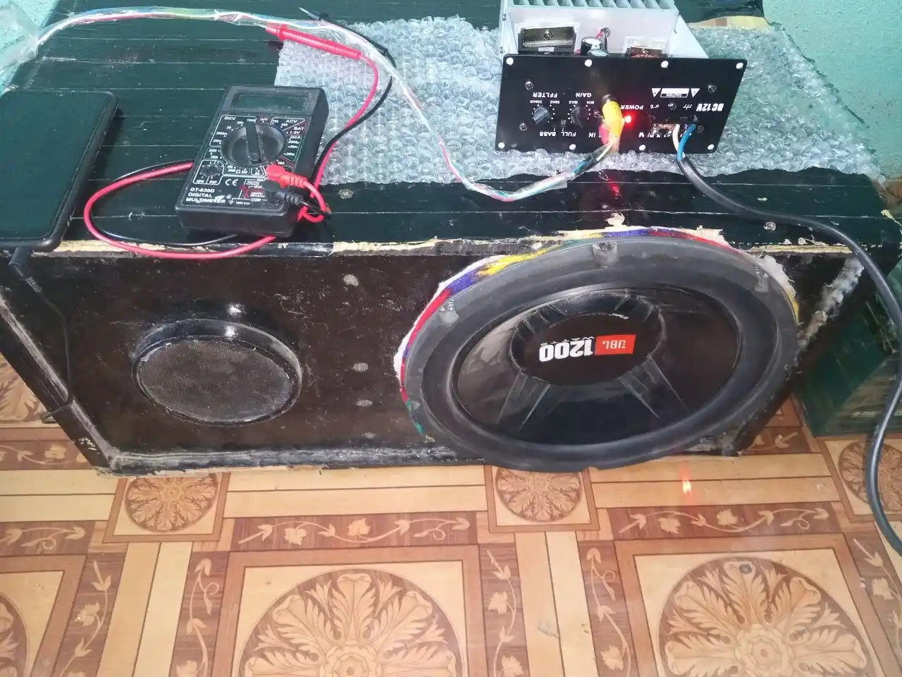 S100 12V 300Vt avtomobil kuchaytirgich platasi, bass sabvufer uchun