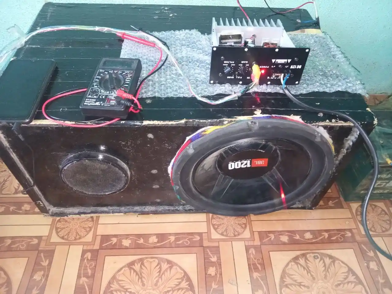 S100 12V 300Vt avtomobil kuchaytirgich platasi, bass sabvufer uchun