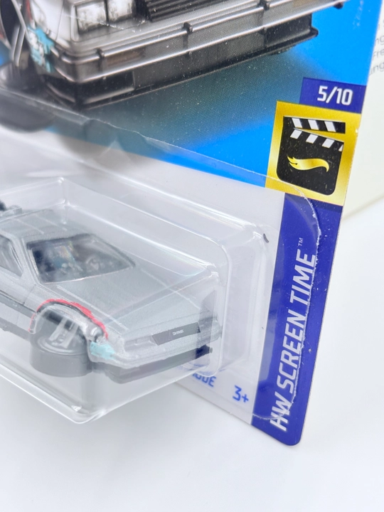 Hot Wheels kolleksion mashinalar (Masshtab 1:64)