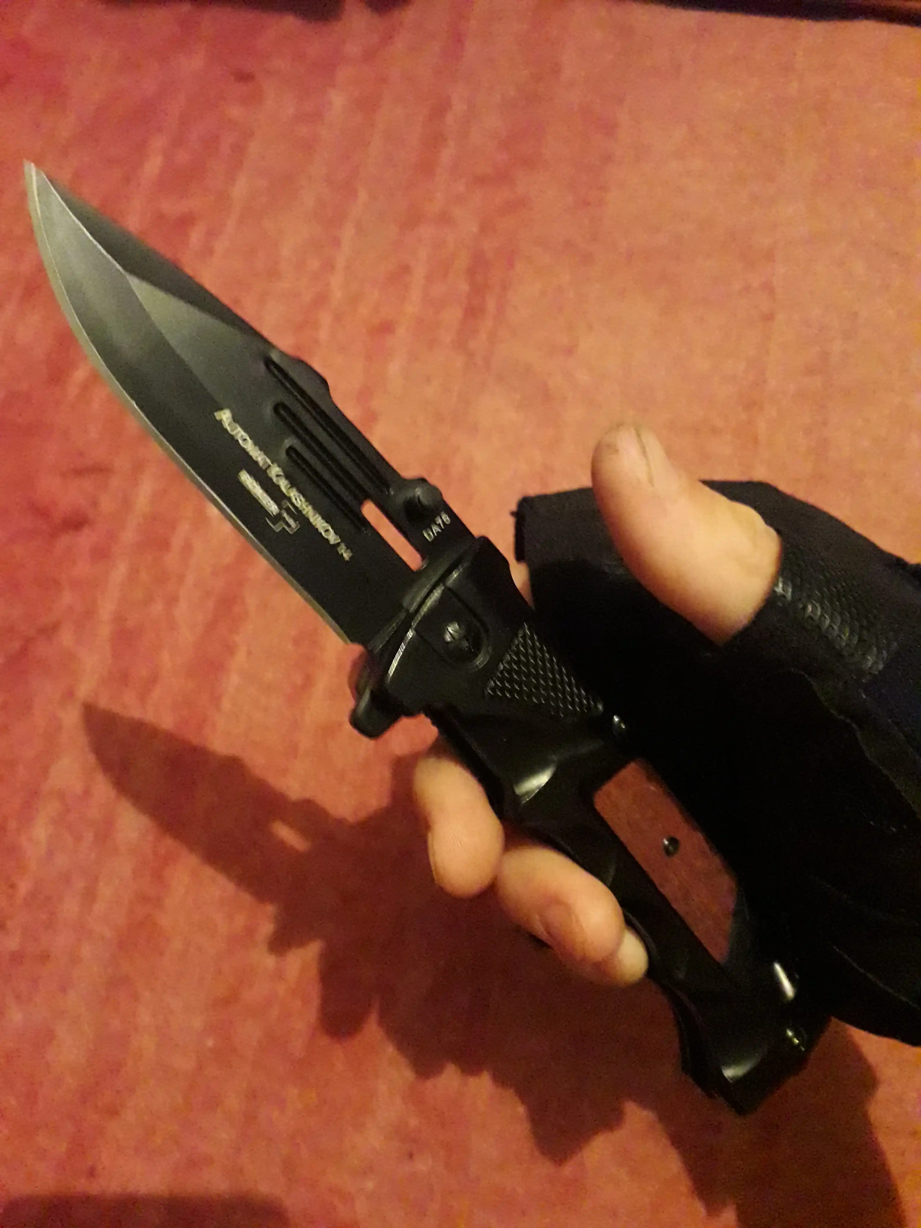 Buklanadigan universal pichoq, zanglamaydigan po'lat, ixcham, pichoq-spinner sayyohlik