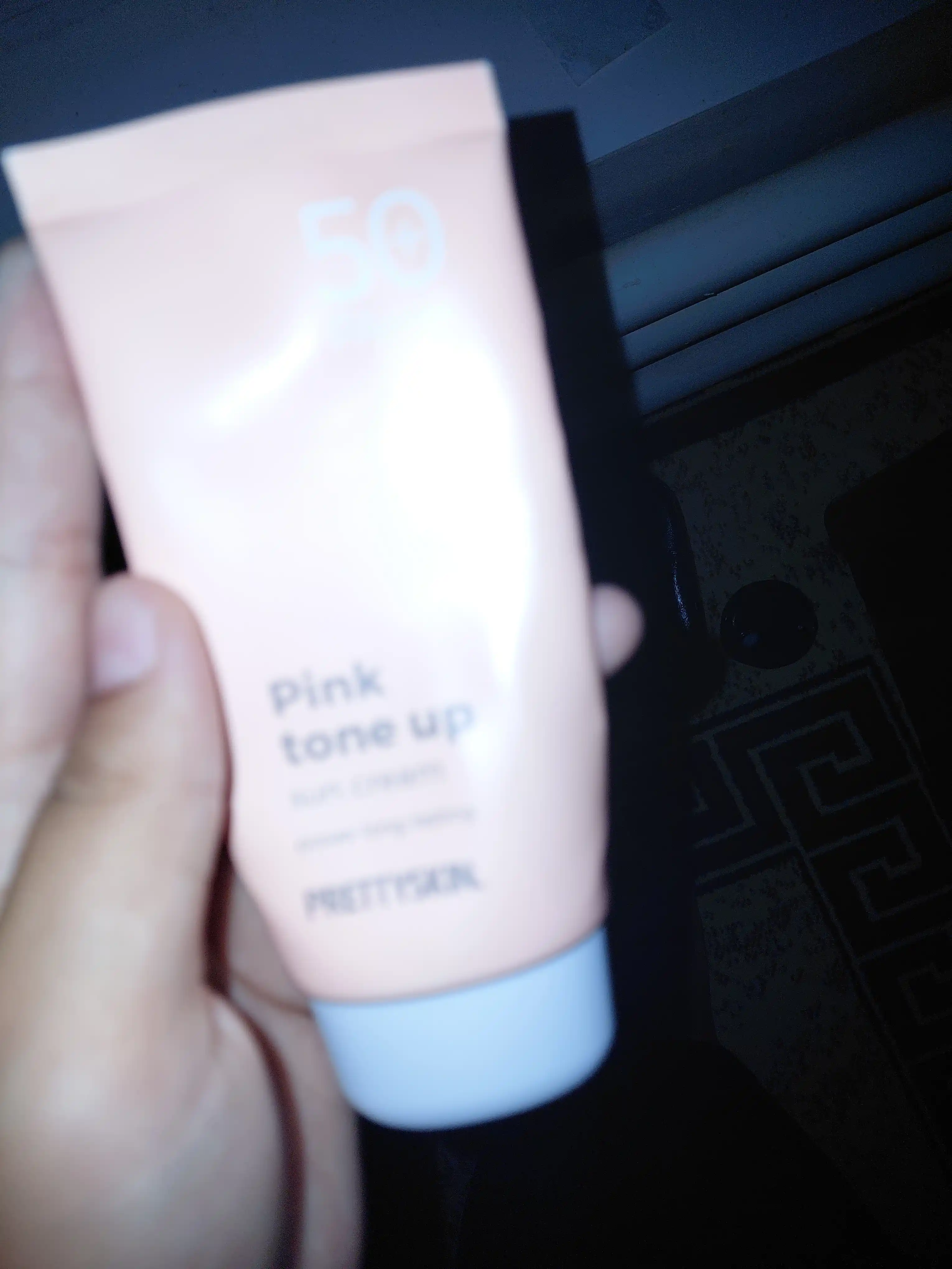 SPF50 + quyoshdan himoya qiluvchi yuz kremi, koreys rangini yo'qotmaydi, PrettySkin, 70ml