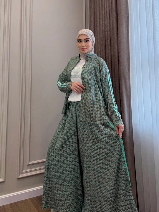 Ayollar uchun ikki qismdan iborat to‘plam, standart 44-52