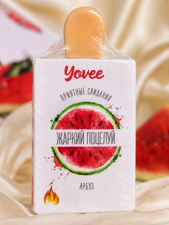 Yovee "Issiq bo‘sa" tarvuz hidli lablar uchun moy-blesk - 