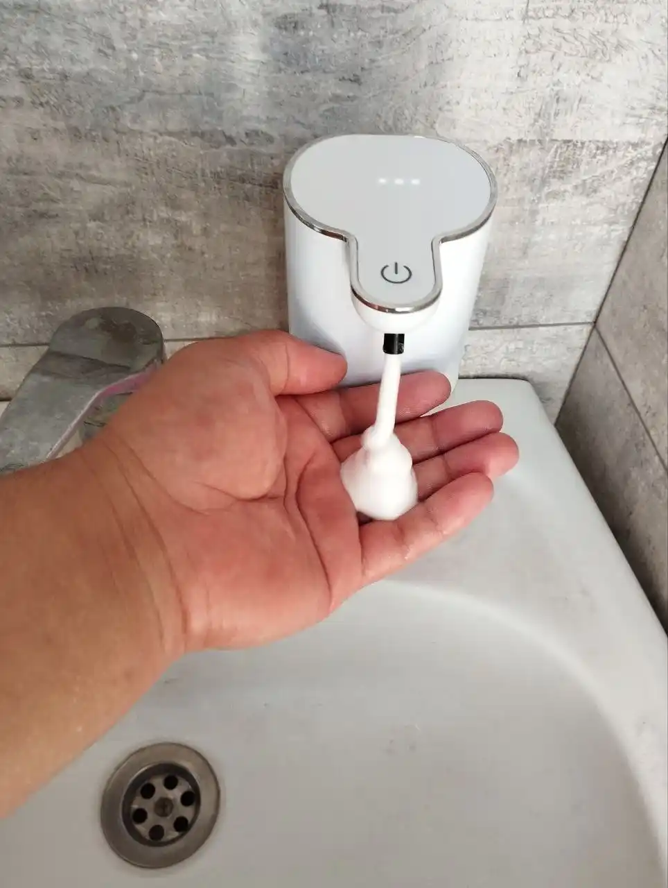 Suyuq sovun va ko'pik uchun avtomatik sensorli dispenser, avtomatik dozator