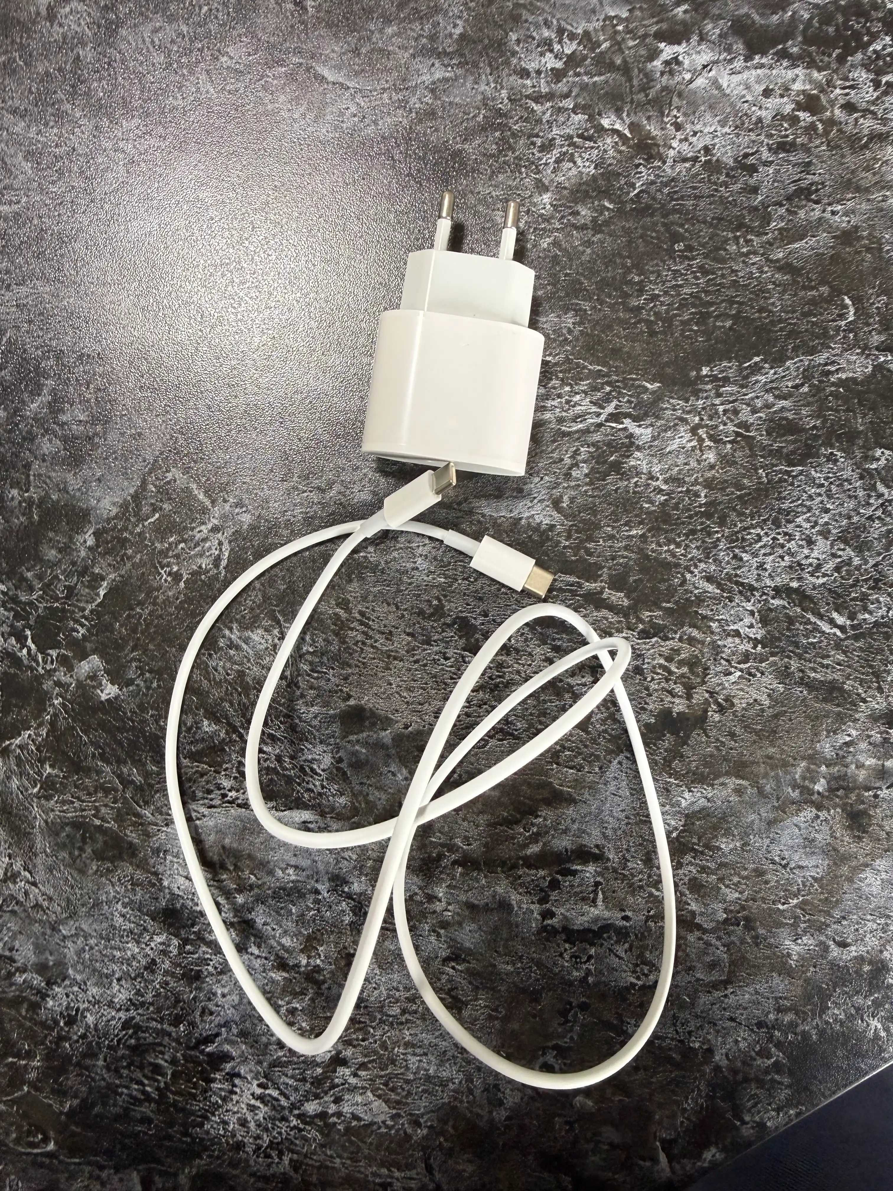 IPhone va Samsung uchun tezkor quvvatlash Fast Charge xususiyatli Type-C quvvatlash kabeli