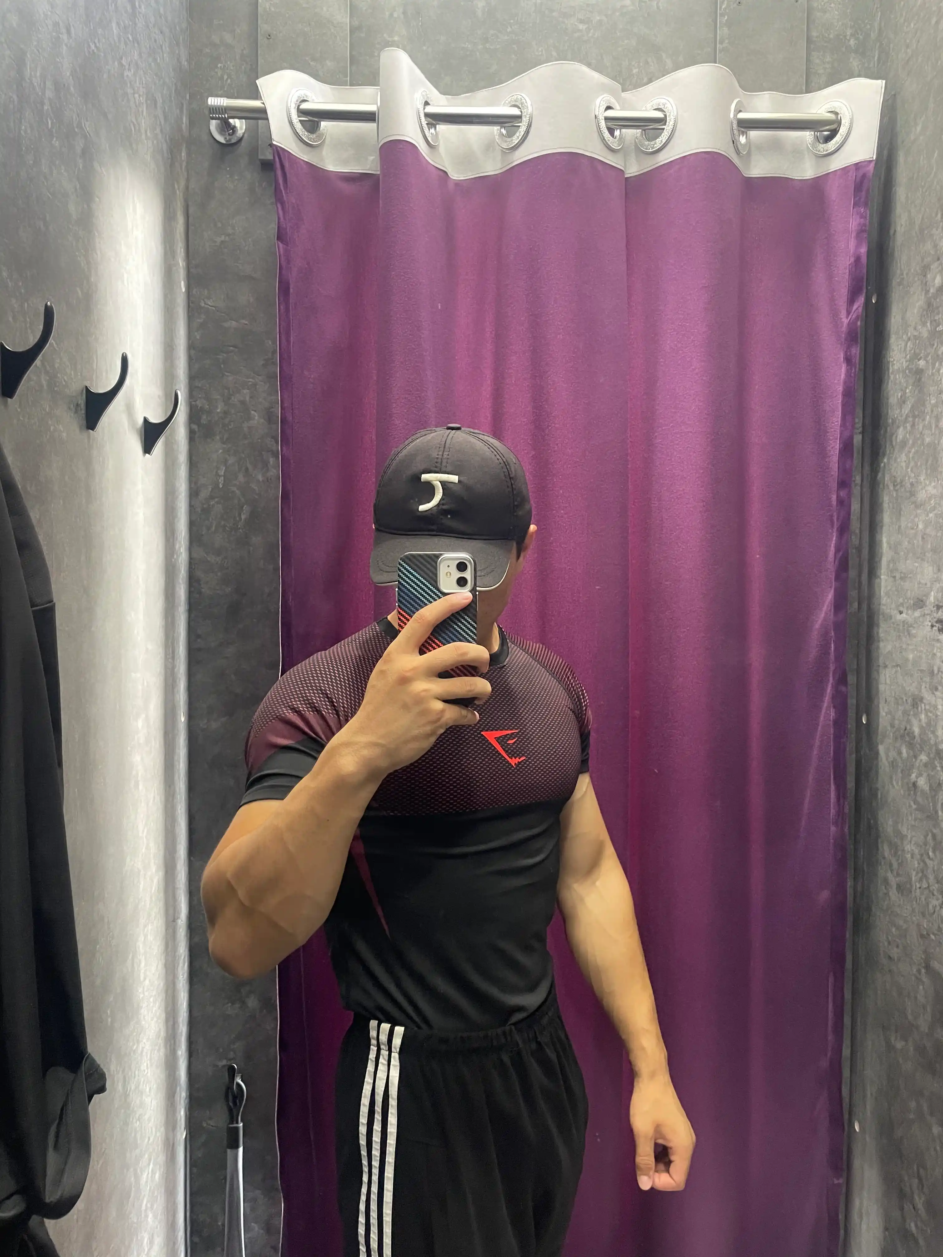 Gym Shark uslubidagi kompression futbolka - rashgard, sport, erkaklar uchun, fitnes uchun