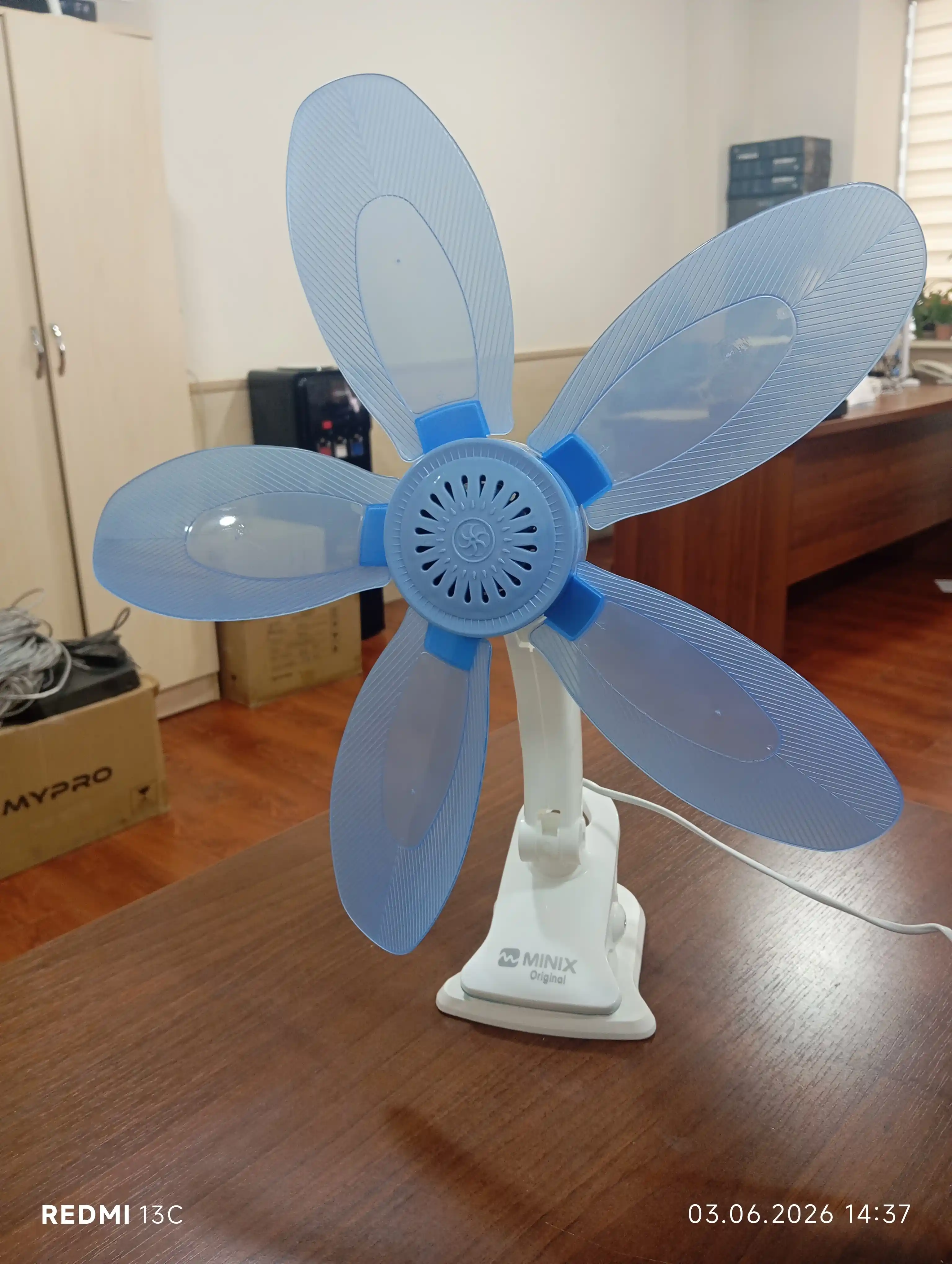 Multi funksiyali stol ventilyatori, prischepkali,  360° aylanuvchi