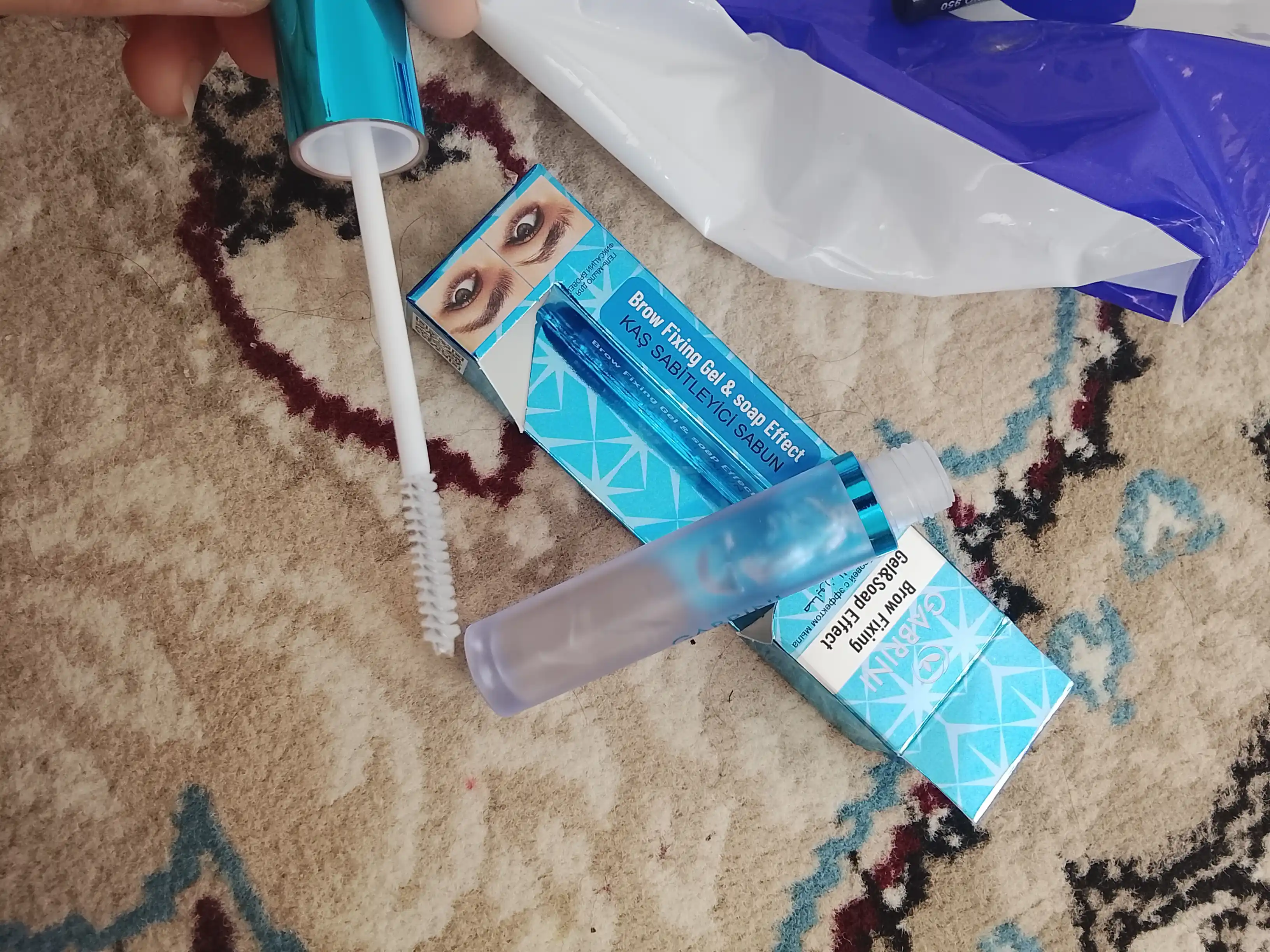 Gabrini qosh fiksatori geli Brow Fixing Soap effect, qoshlarni yotqizish uchun, shaffof, 8 ml