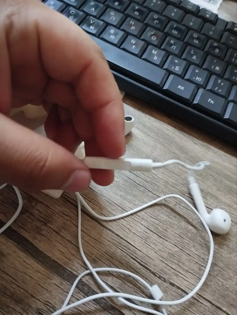 Simli quloqchinlar oddiy va qulay, ulagich bilan, har qanday qurilmalar uchun, 3.5 mm