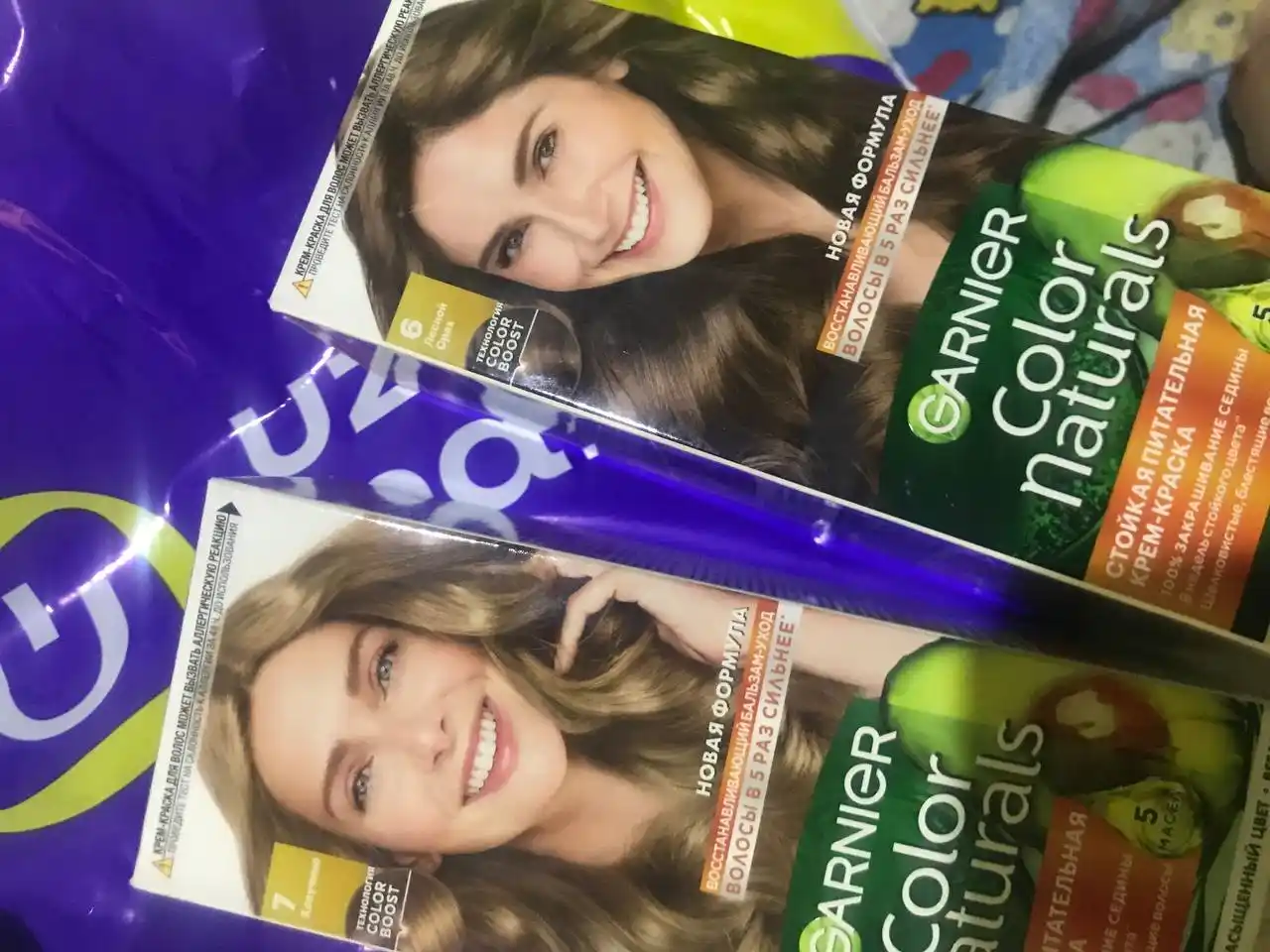 Garnier "Color Naturals" soch uchun chidamli to‘yimli krem bo‘yog‘i, 6 tusli Les. Yong‘oq