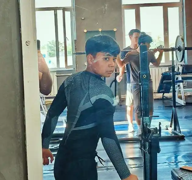 Kompression rashgard, uzun yengli, sport, erkaklar, fitnes uchun