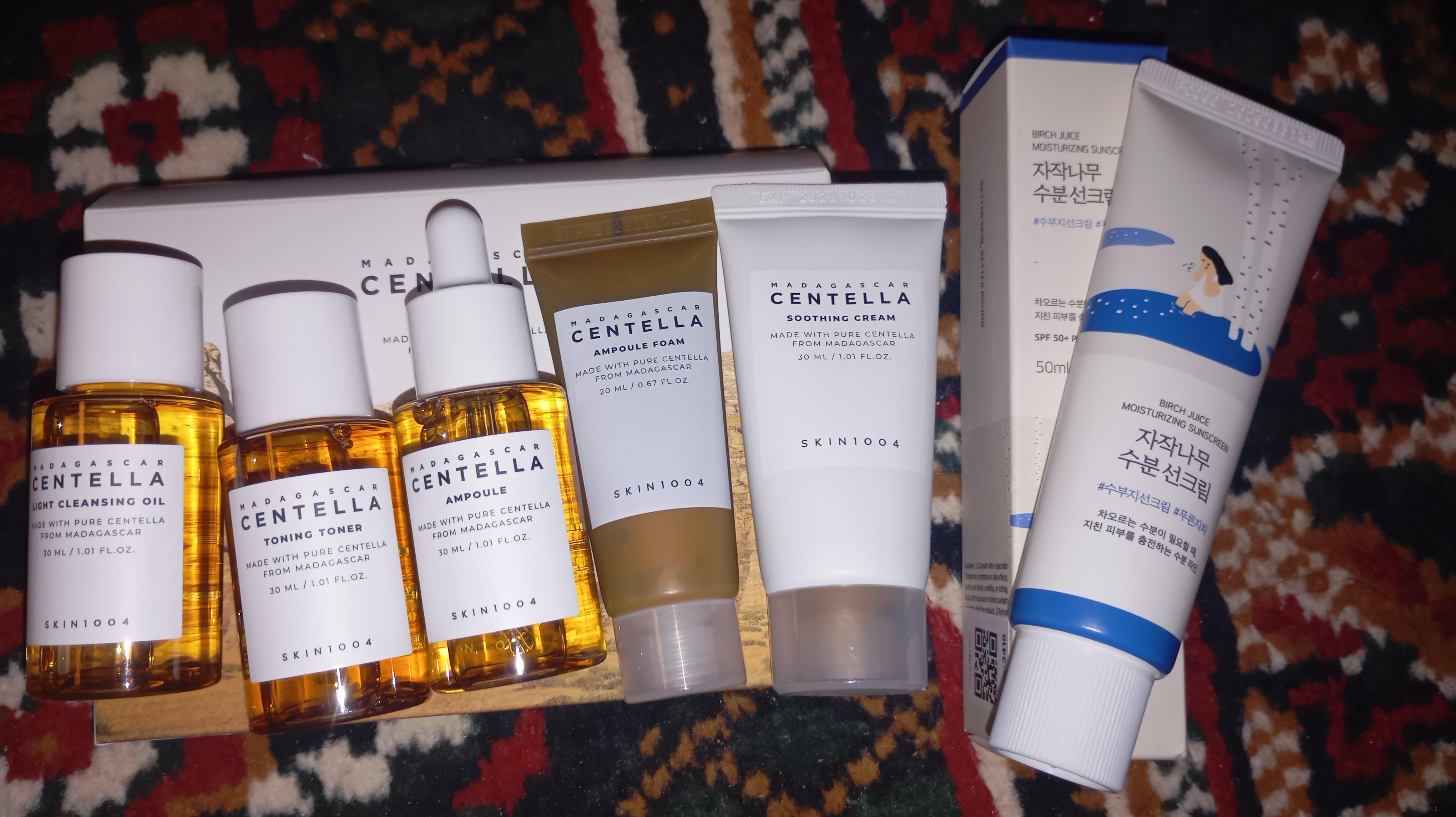 Sentella Yuz va uning parvarishi uchun kosmetika to'plami, Skin1004 Madagaskar Centella