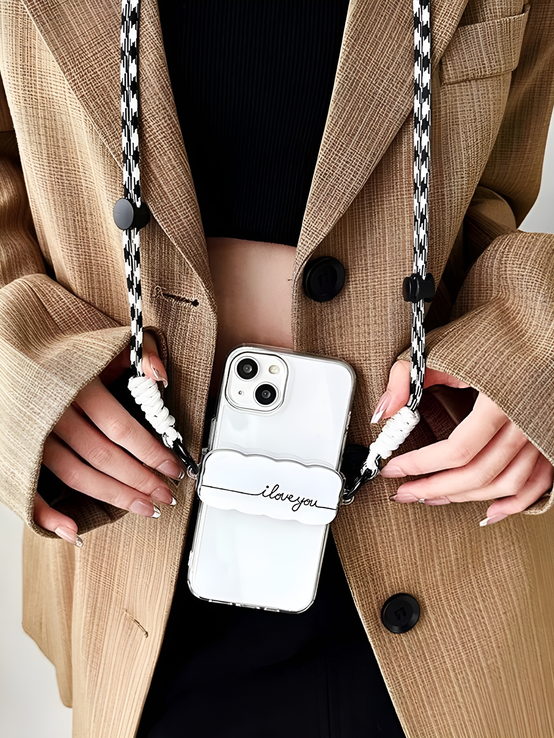 Universal bog'ichlar, shnurok, telefon tutqich, har qanday telefon uchun mos keladi