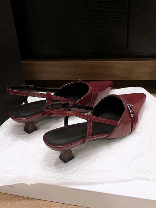 Past poshnali o‘tkir uchli ayollar slingback poyabzali