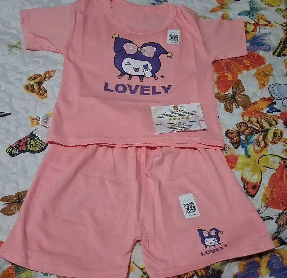 Костюм детский для девочек футболка и шорты с принтом «LOVELY» 5-8 лет