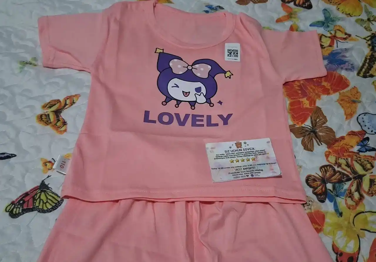 Костюм детский для девочек футболка и шорты с принтом «LOVELY» 5-8 лет