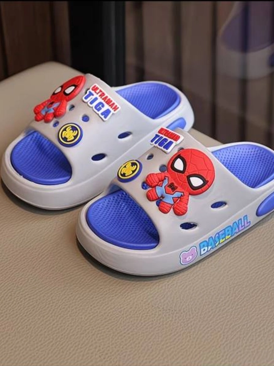Bolalar uchun Spider-Man dizaynli yumshoq tapochka — yengil va qulay slayd shippak - 