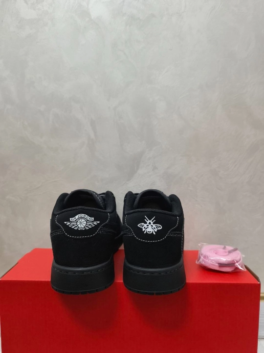 JORDAN 1 LOW