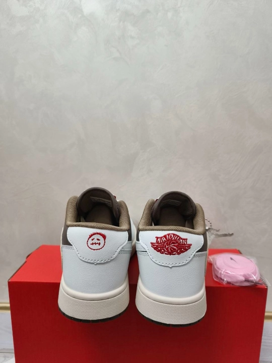 JORDAN 1 LOW