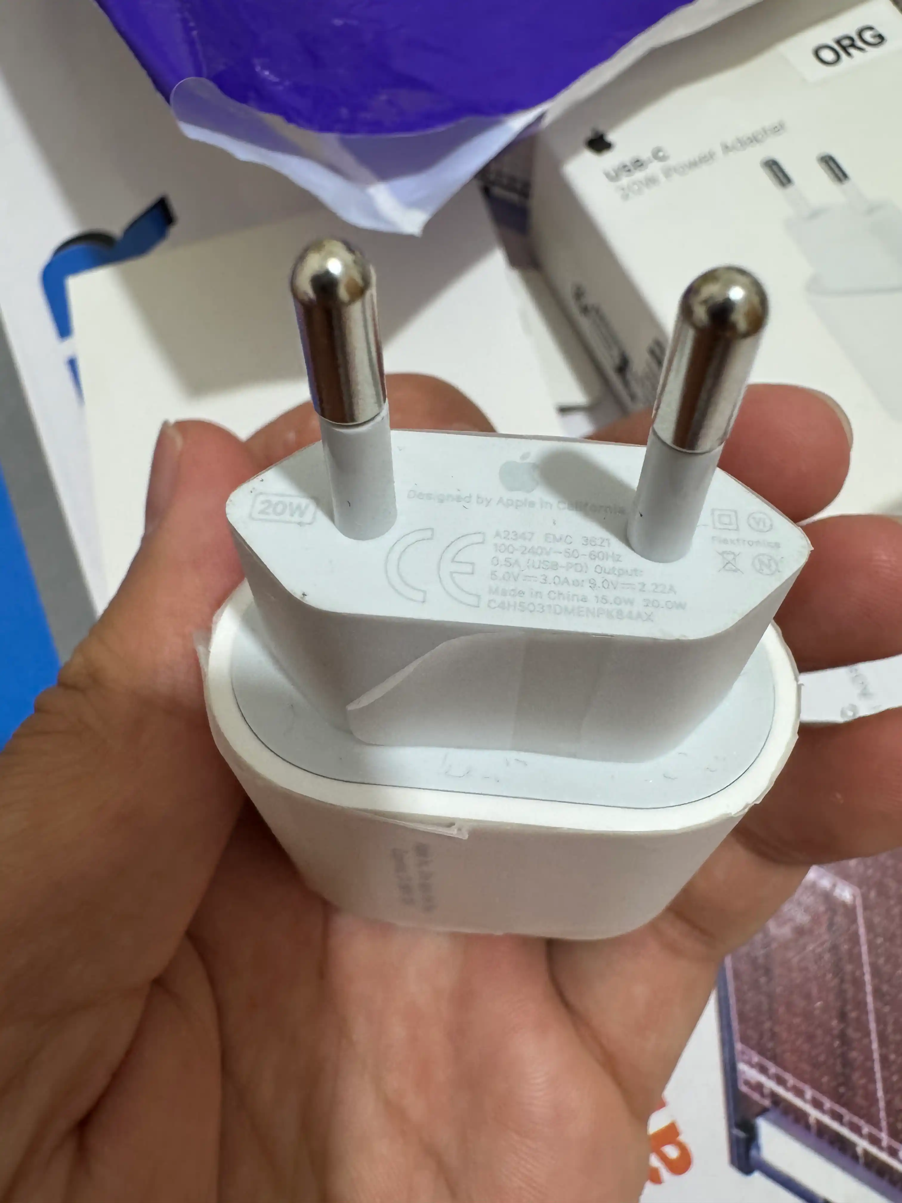 Зарядка для iPhone 20W быстрое зарядное устройство USB-C iPhone 11 ,12,13,14,15,16,17