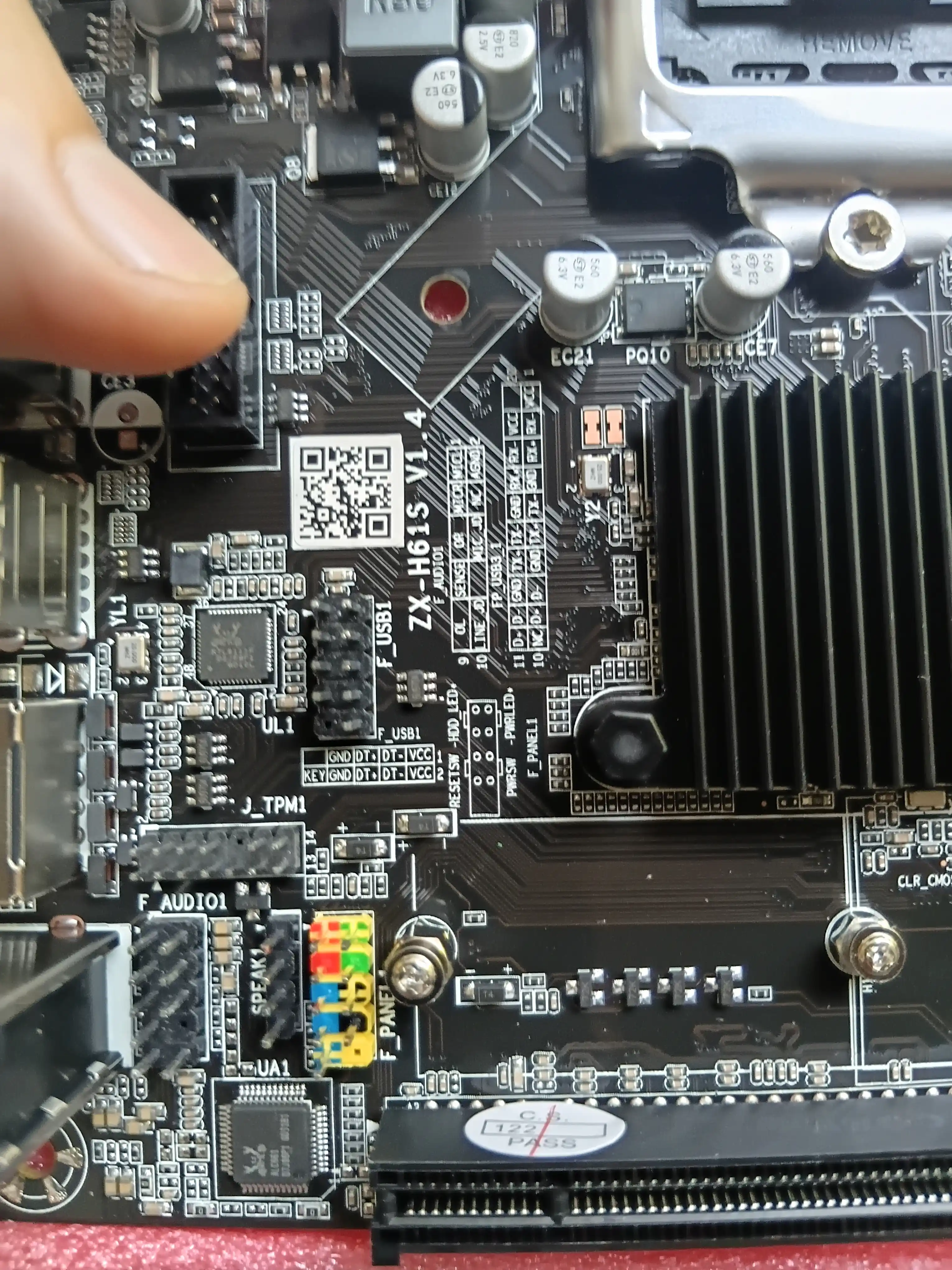 Материнская плата H61 DDR3 1155, сокет поддержка M.2 NVME HDMI VGA