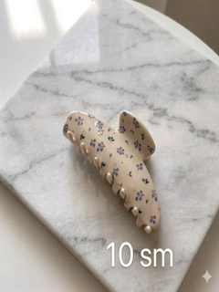 Кремовый